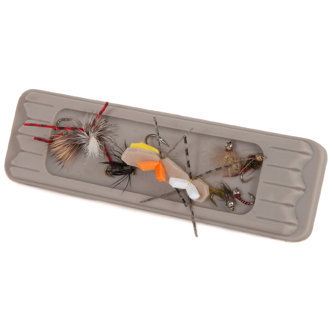 Fishpond Tacky Fly Dock Mag Pad Gray Image 01