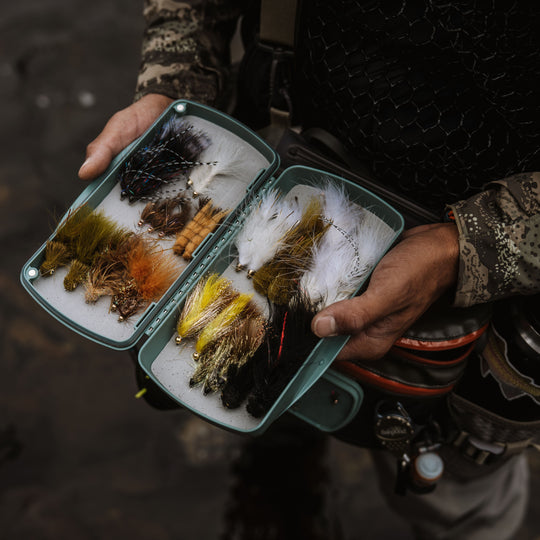 Fishpond Tacky Pescador Fly Box Smoke Grey Large Dynamic Foam Image 03